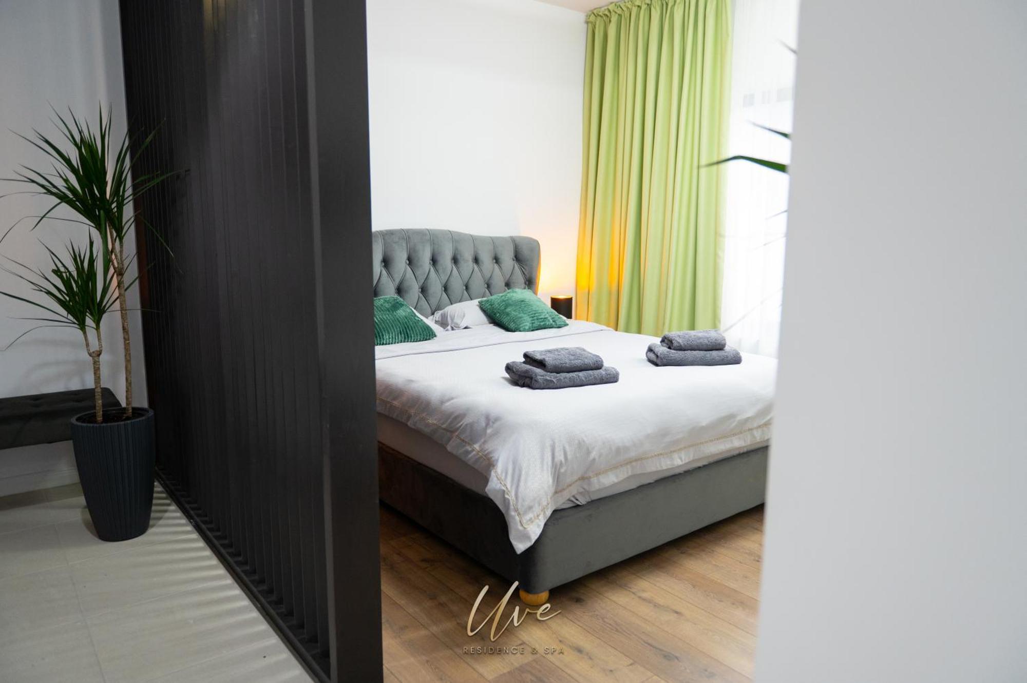 Uve Residence & Spa Piatra Neamt Exterior photo